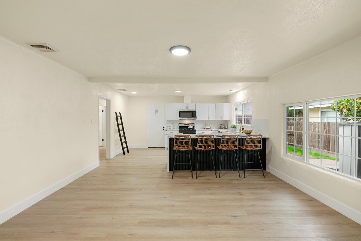 1417 Concord Ave, Modesto, CA 95350