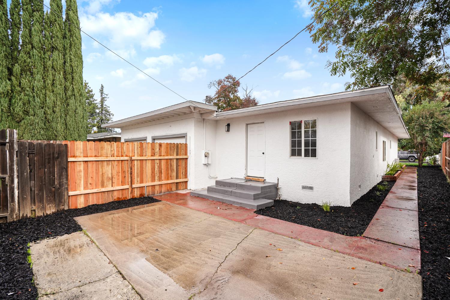 1417 Concord Ave, Modesto, CA 95350