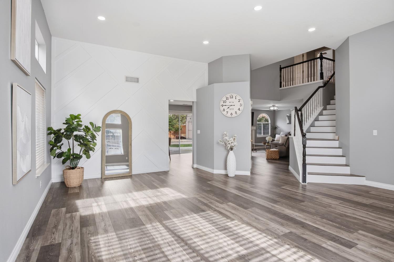 1044 Sandra St, Los Banos, CA 93635