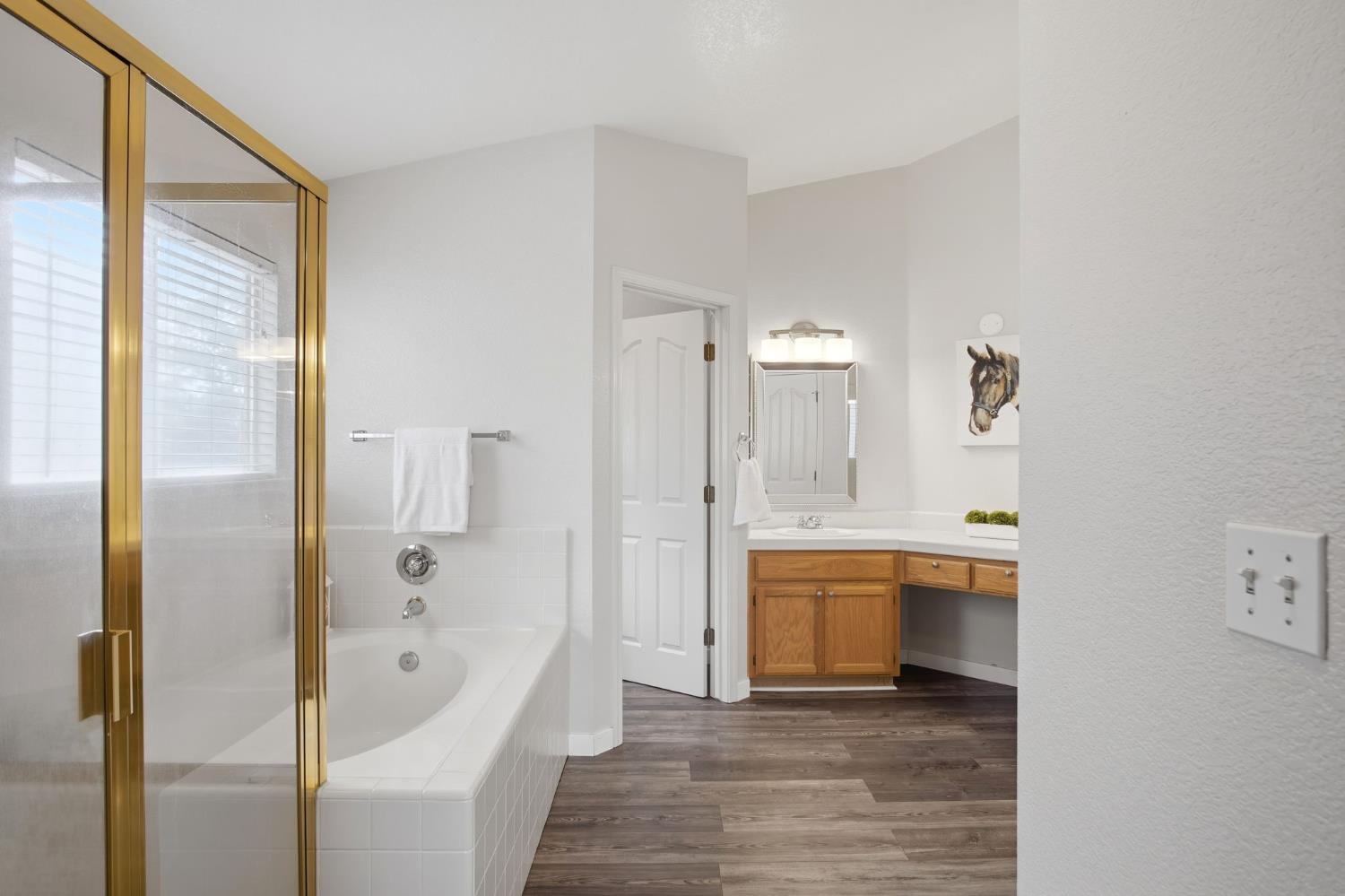 1044 Sandra St, Los Banos, CA 93635