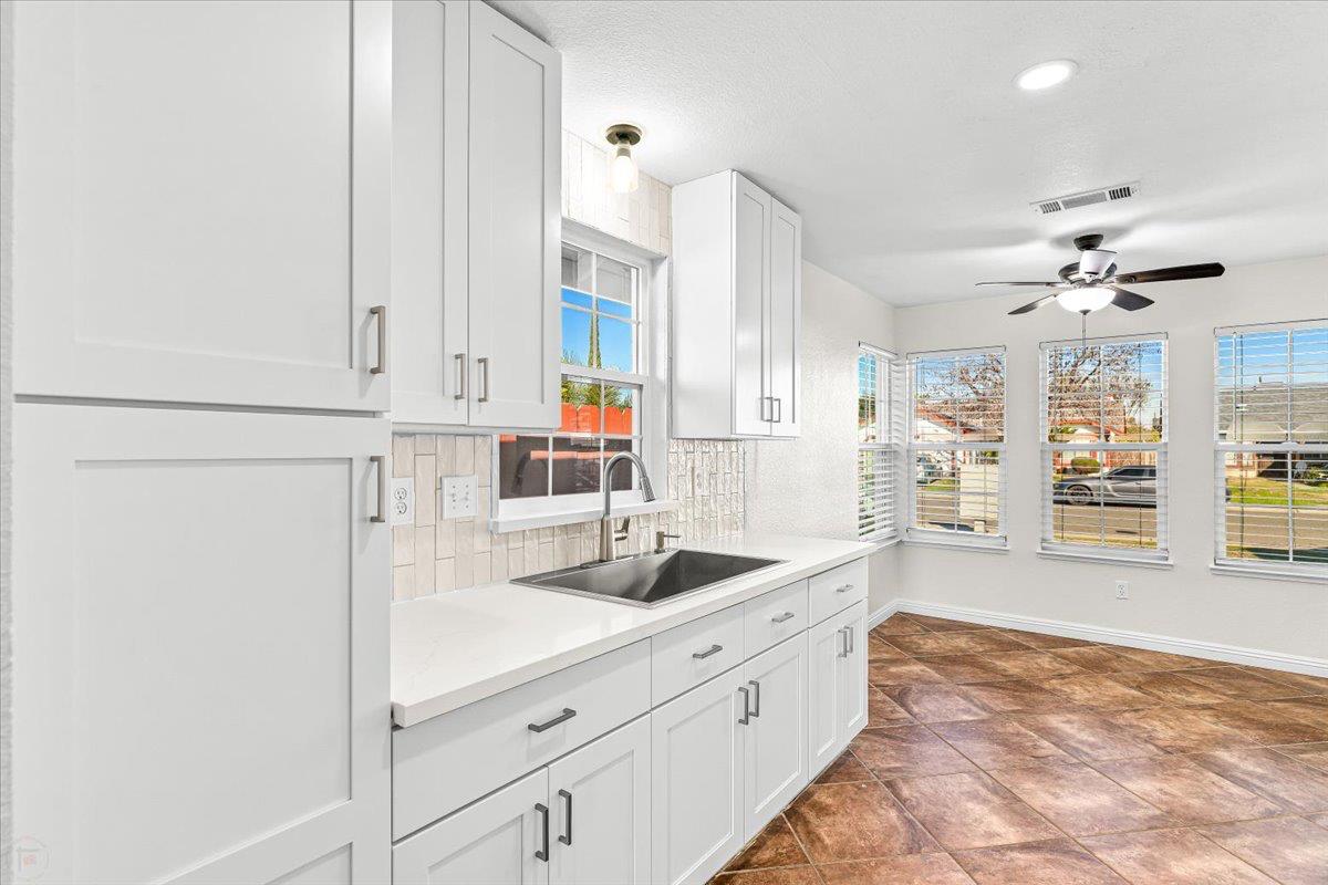 1332 Bluejay Way, Modesto, CA 95351