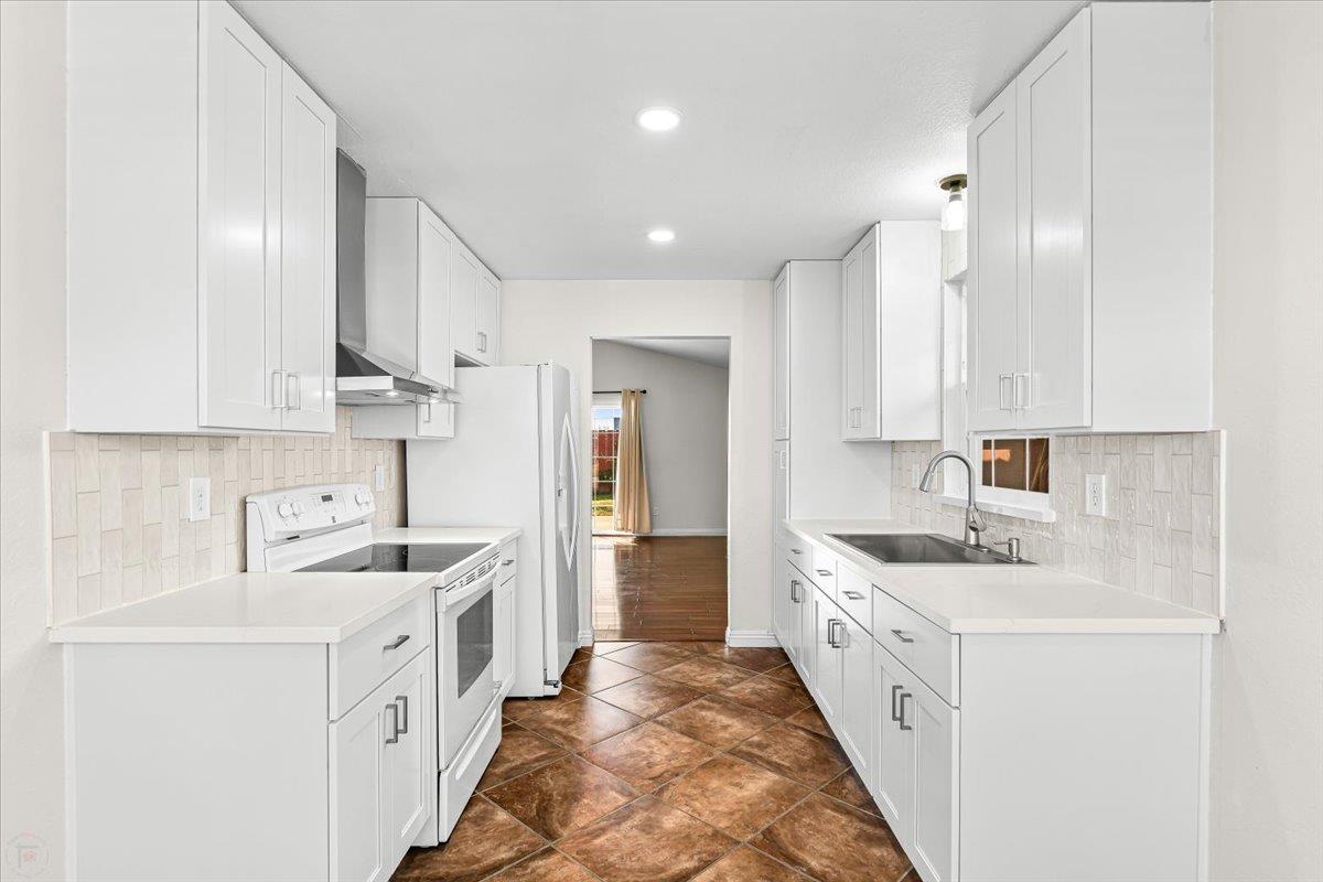 1332 Bluejay Way, Modesto, CA 95351