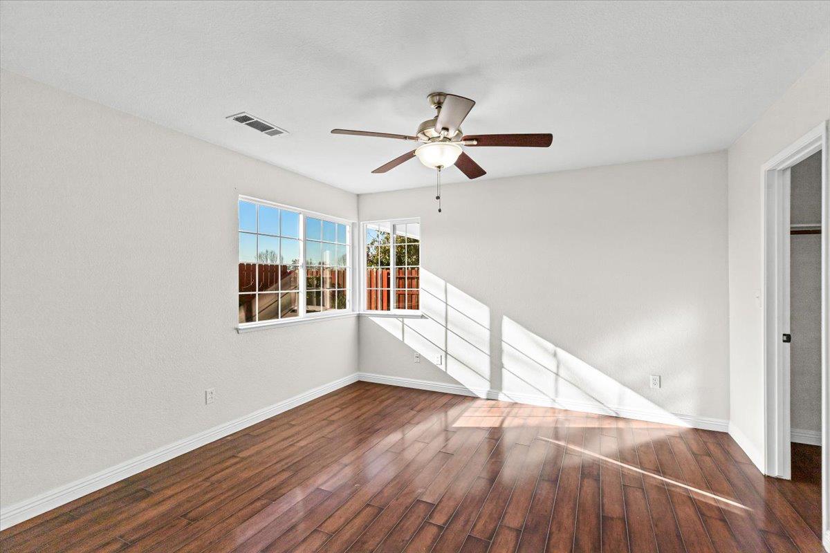 1332 Bluejay Way, Modesto, CA 95351