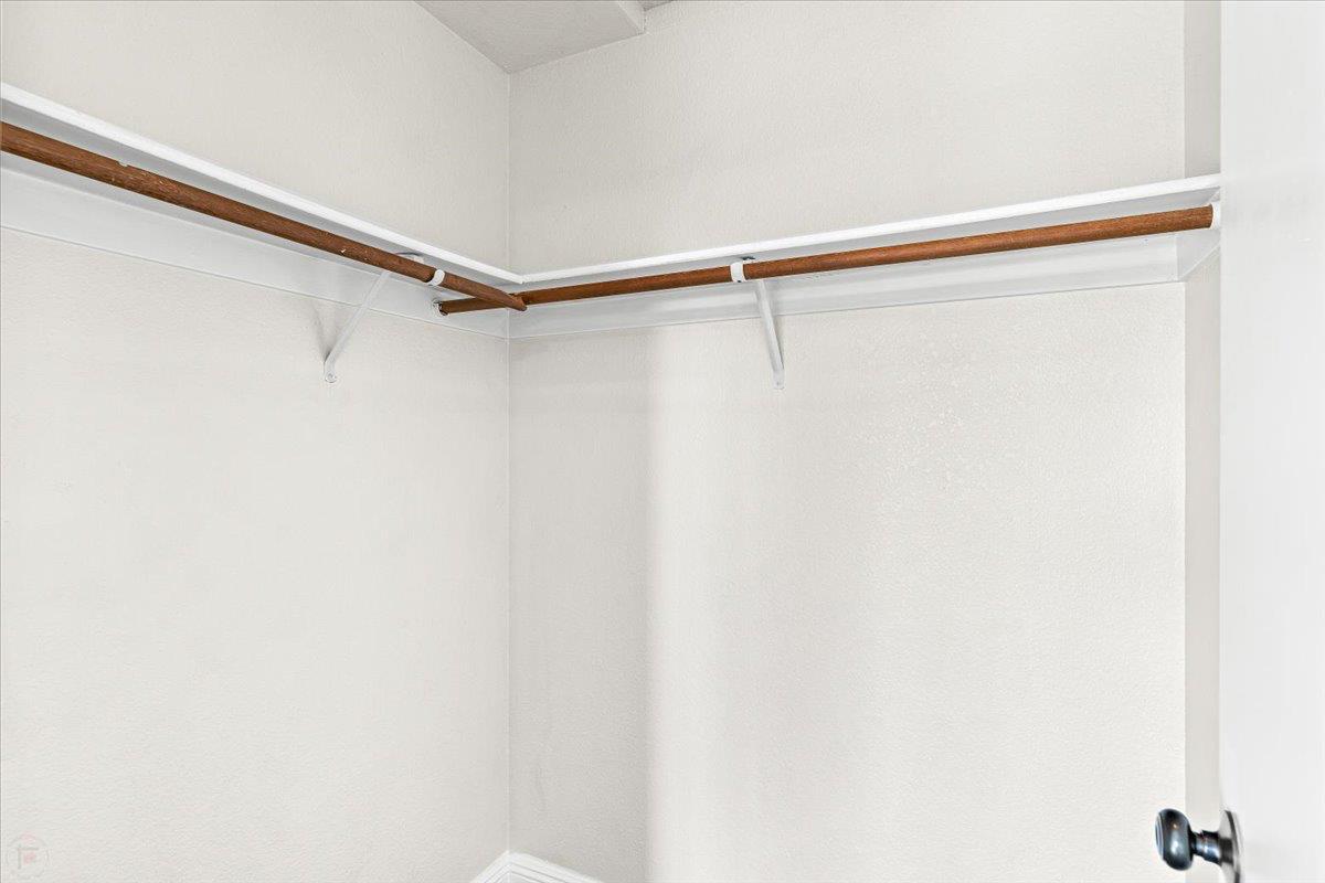 1332 Bluejay Way, Modesto, CA 95351