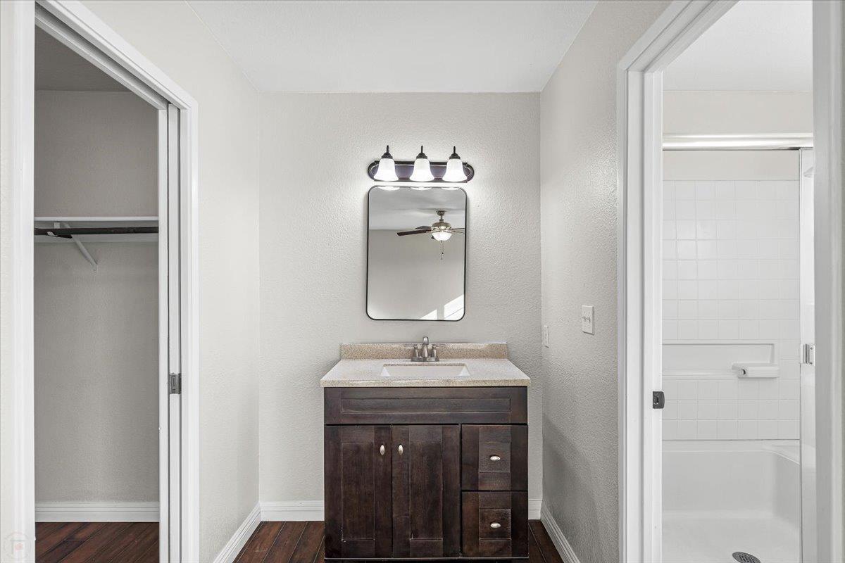 1332 Bluejay Way, Modesto, CA 95351