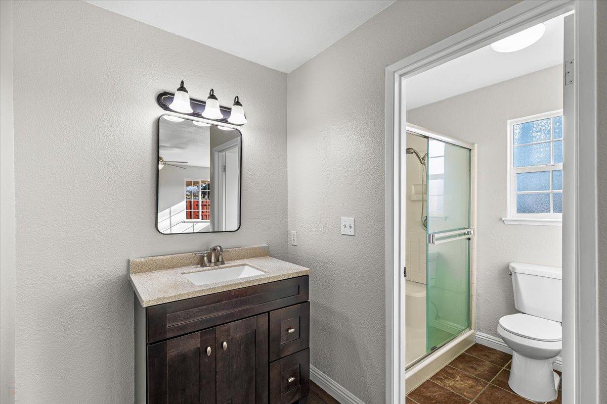 1332 Bluejay Way, Modesto, CA 95351