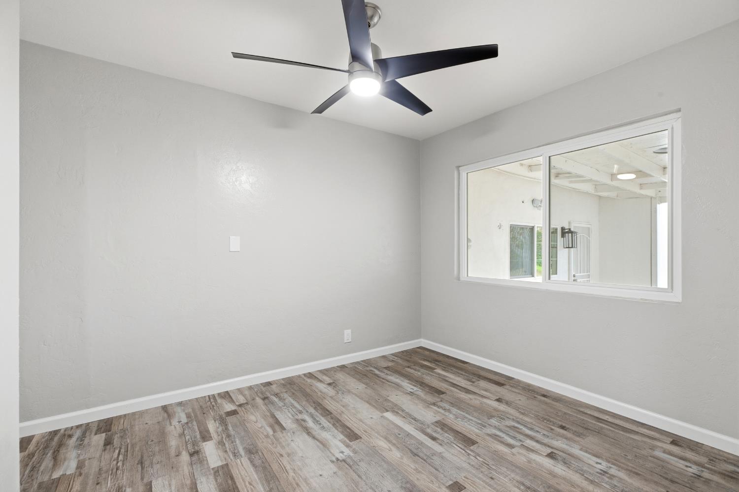 1550 E Marshall St, Turlock, CA 95380