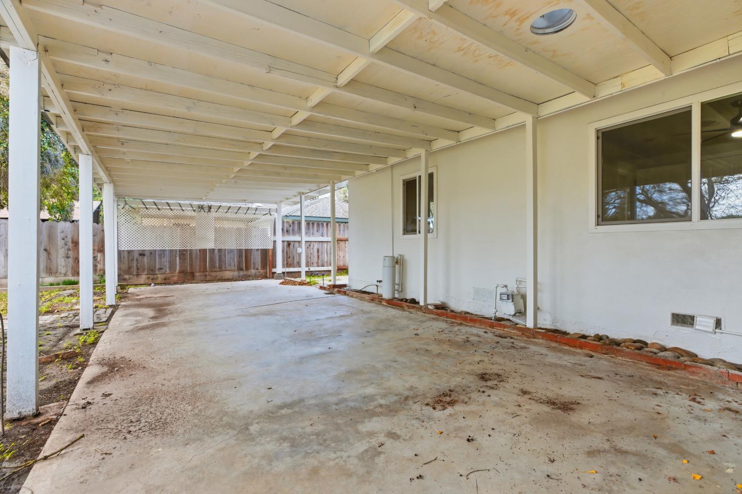 1550 E Marshall St, Turlock, CA 95380