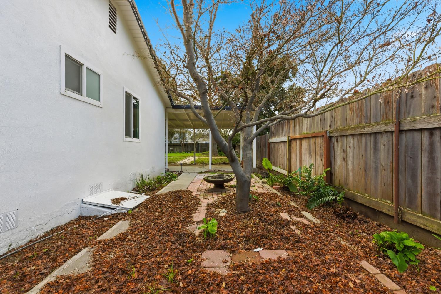 1550 E Marshall St, Turlock, CA 95380