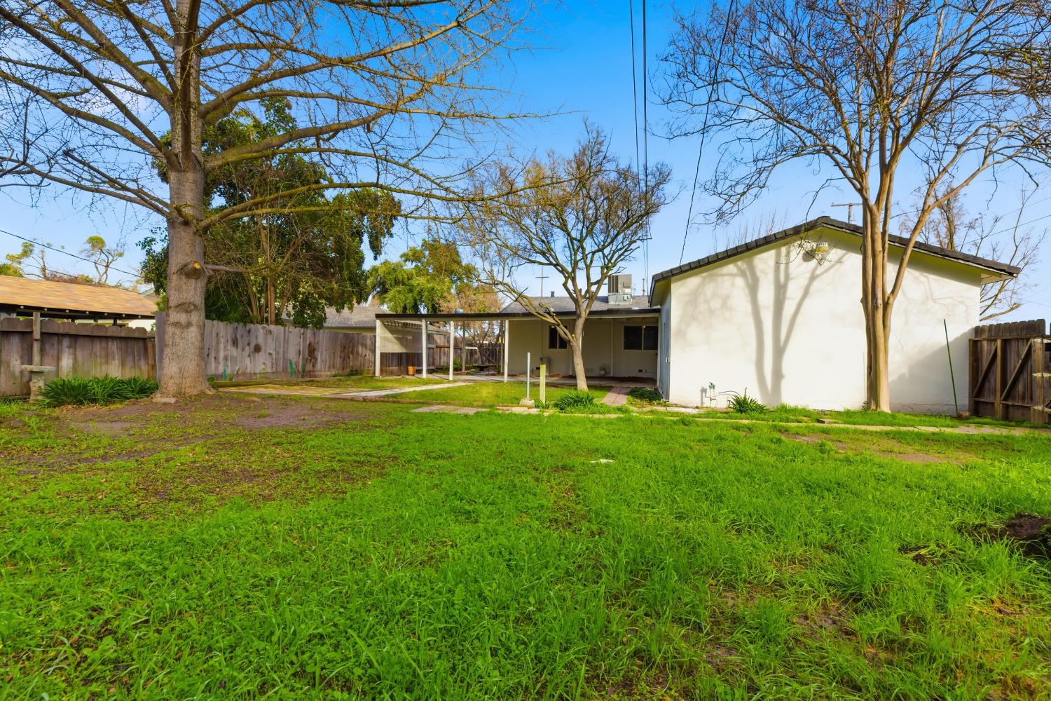 1550 E Marshall St, Turlock, CA 95380