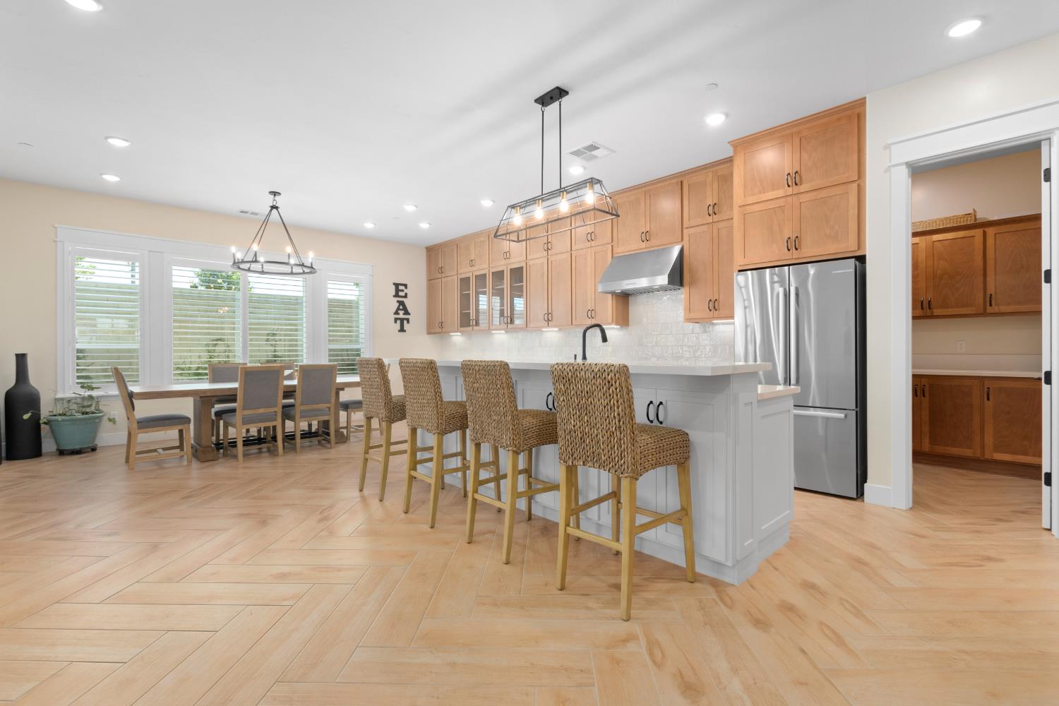 2101 Via Prego, Oakdale, CA 95361