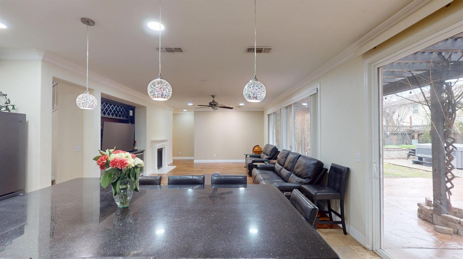 4481 Manzanita Way, Turlock, CA 95382