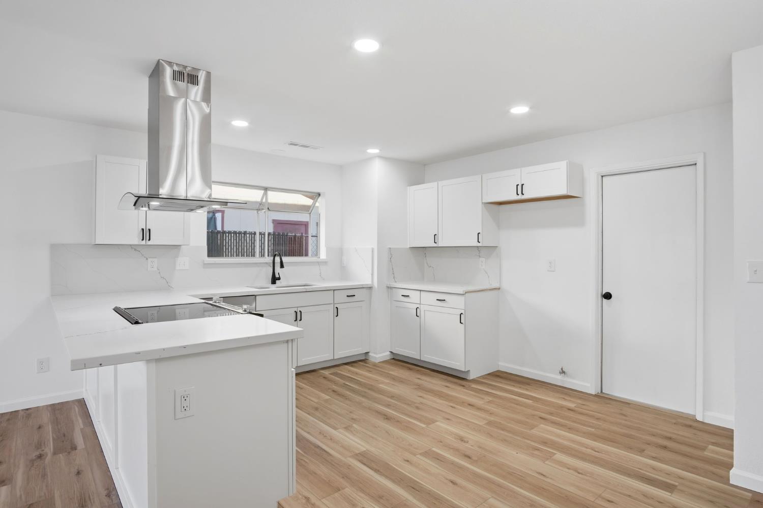 517 E Grove Ave, Atwater, CA 95301