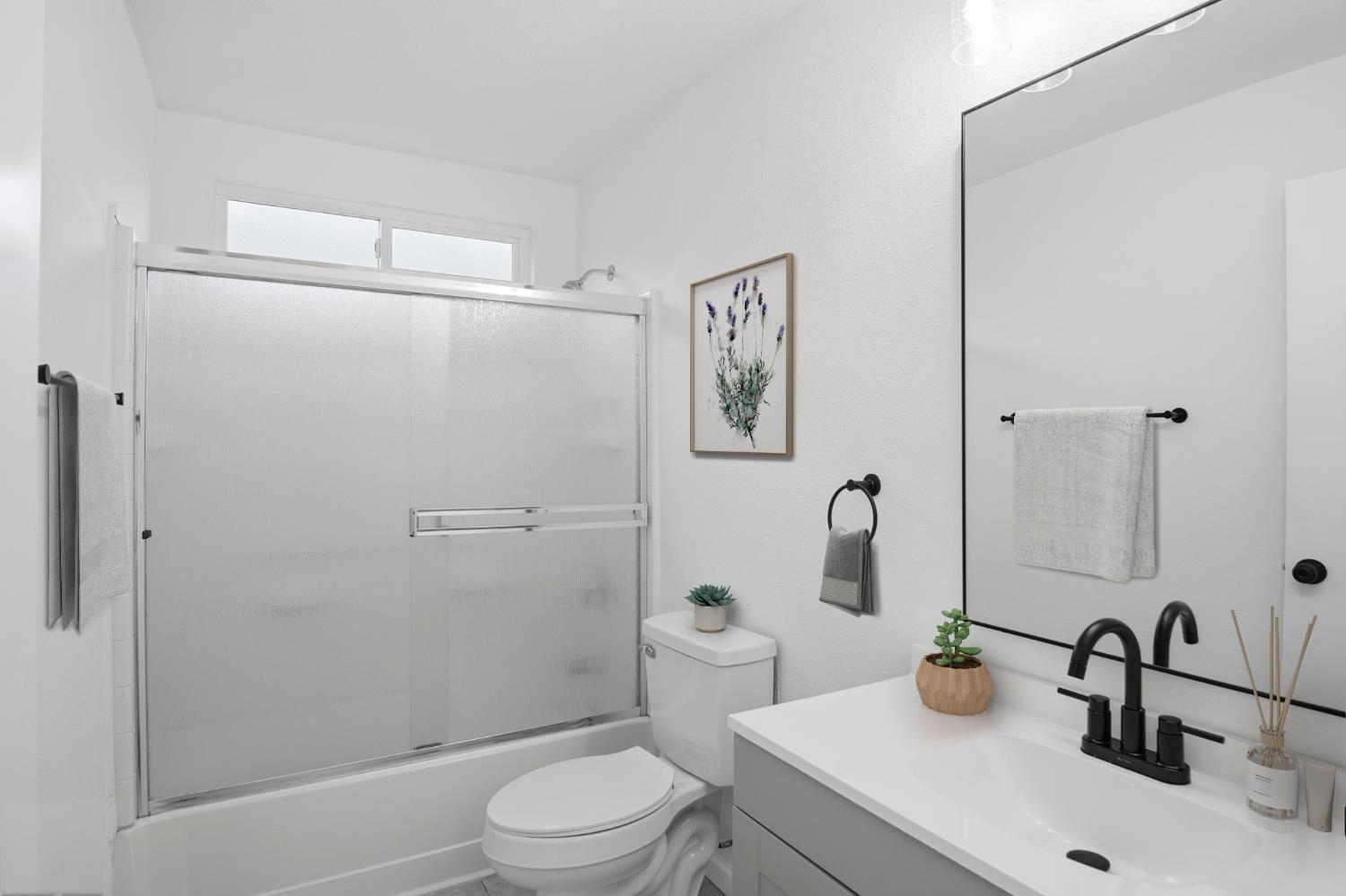 517 E Grove Ave, Atwater, CA 95301