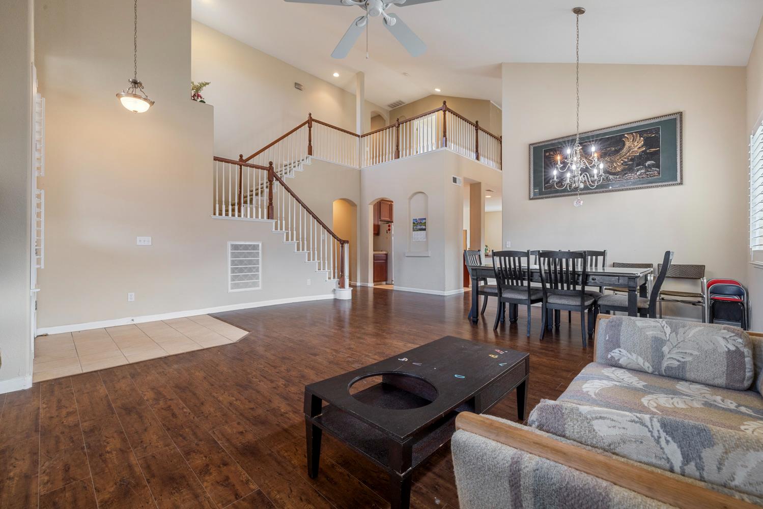 5610 Coloma Ct, Riverbank, CA 95367