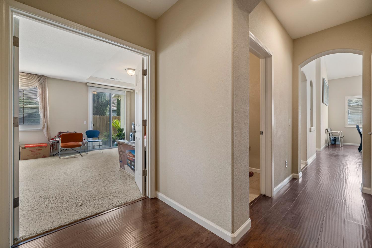 5610 Coloma Ct, Riverbank, CA 95367