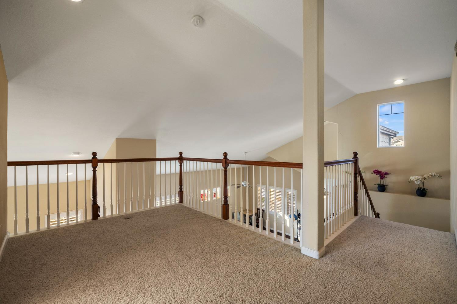 5610 Coloma Ct, Riverbank, CA 95367