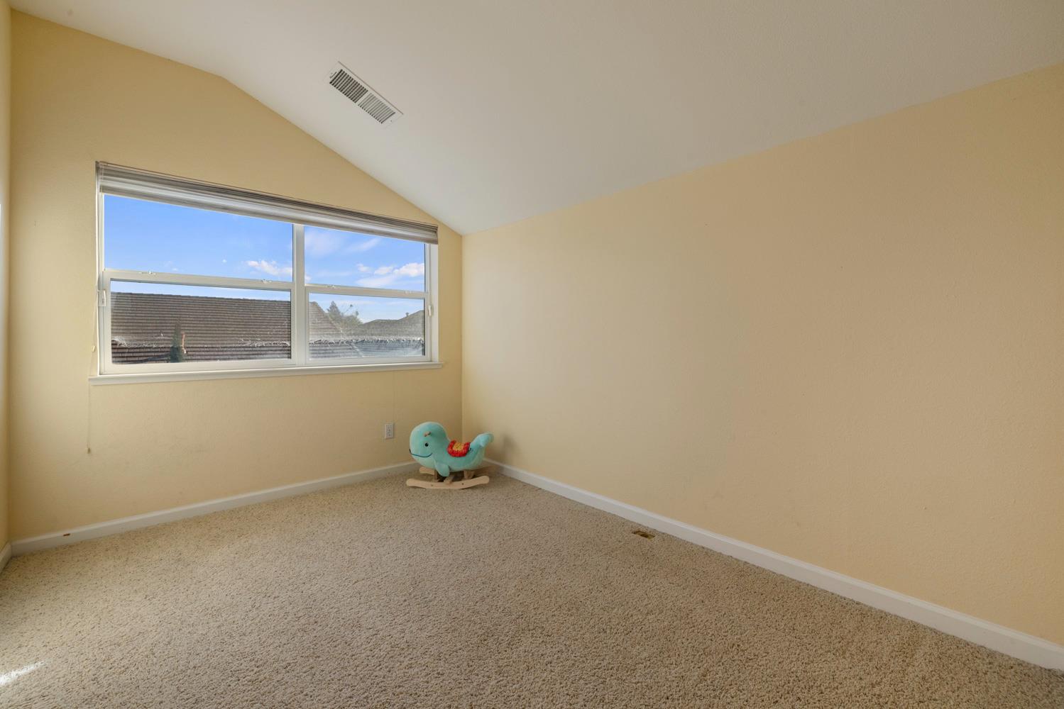 5610 Coloma Ct, Riverbank, CA 95367