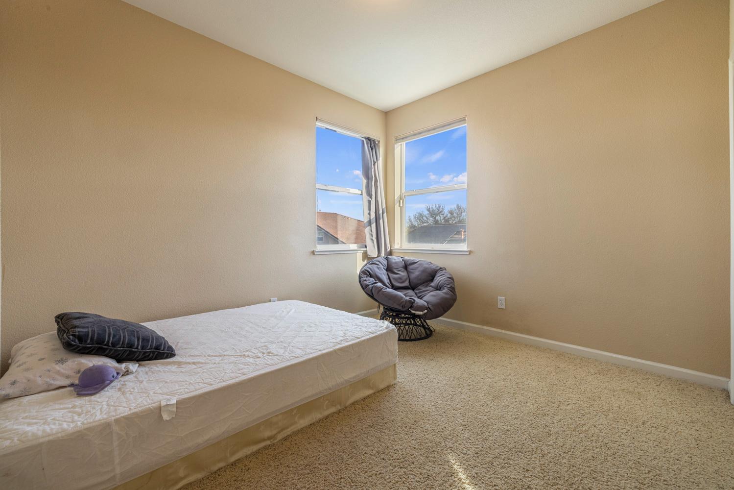 5610 Coloma Ct, Riverbank, CA 95367