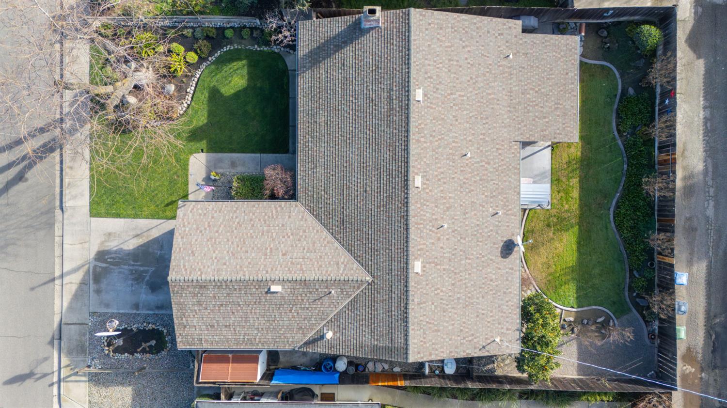 2320 E Canal Dr, Turlock, CA 95380