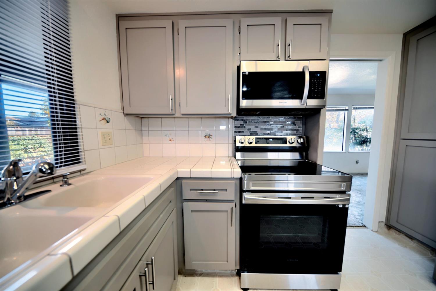 3704 Corte Madera Ave, Modesto, CA 95356