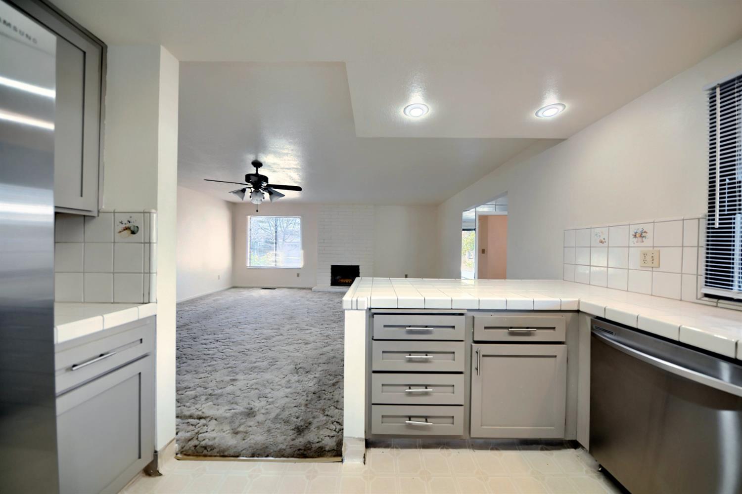 3704 Corte Madera Ave, Modesto, CA 95356