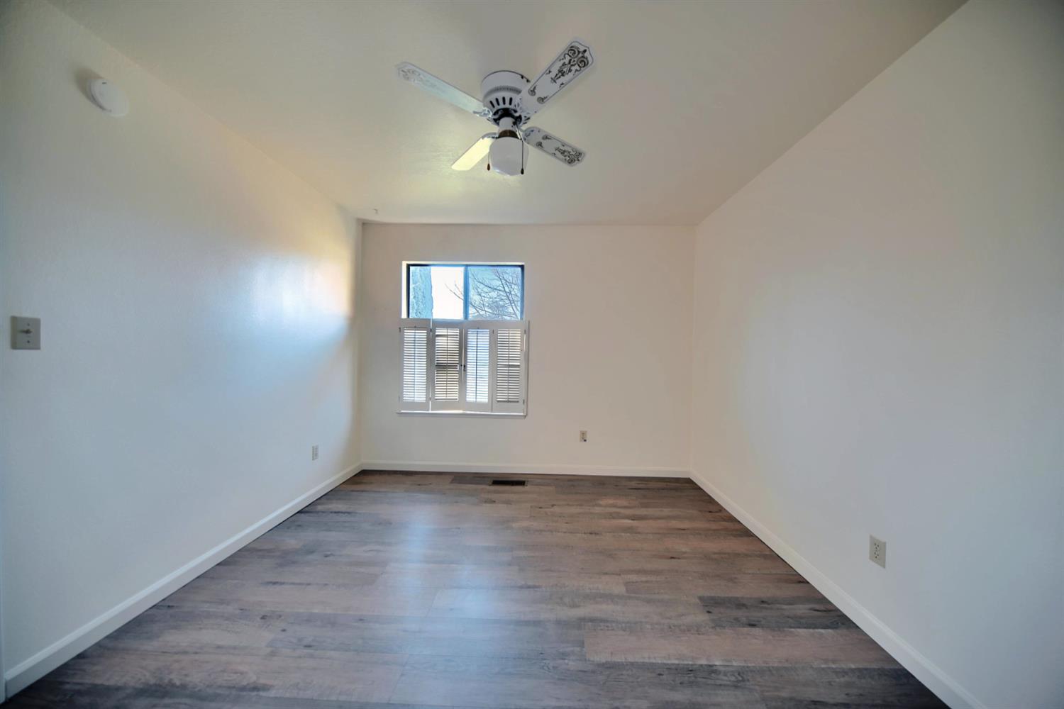 3704 Corte Madera Ave, Modesto, CA 95356