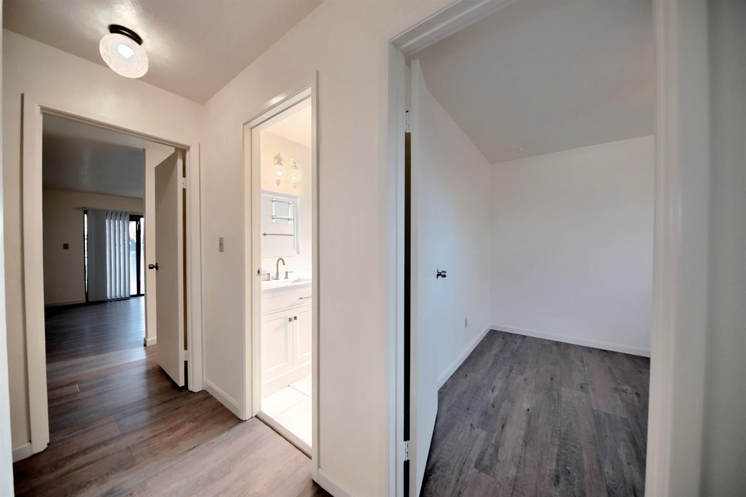 3704 Corte Madera Ave, Modesto, CA 95356