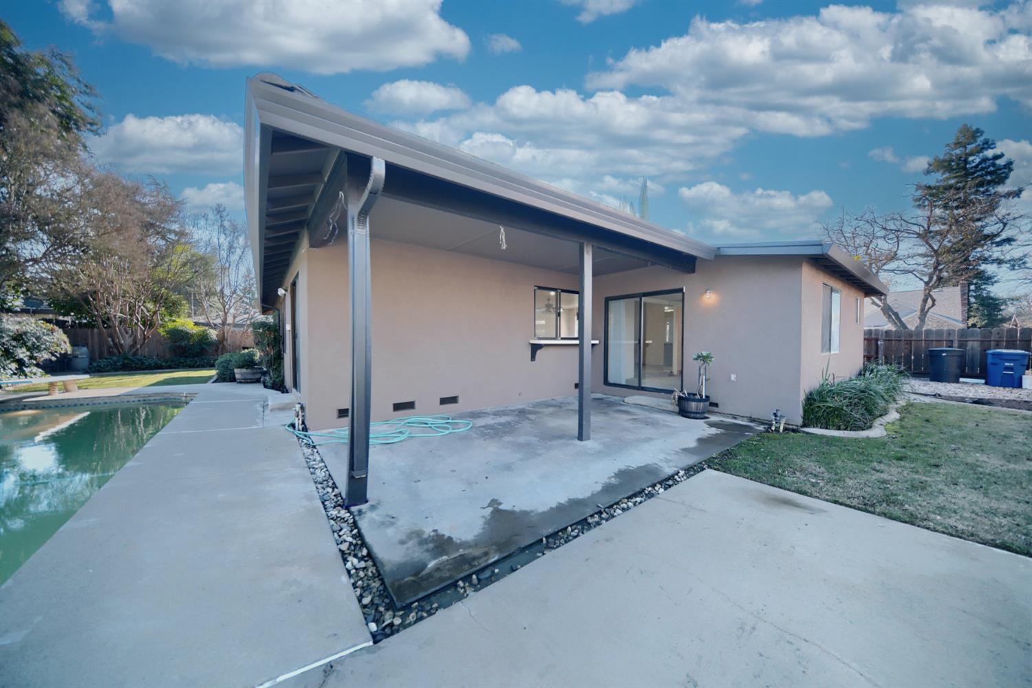 3704 Corte Madera Ave, Modesto, CA 95356