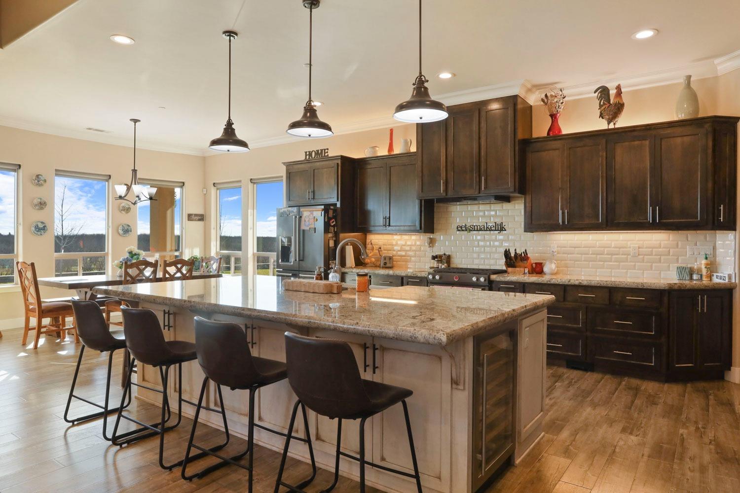 10393 Bradbury Rd, Ballico, CA 95303