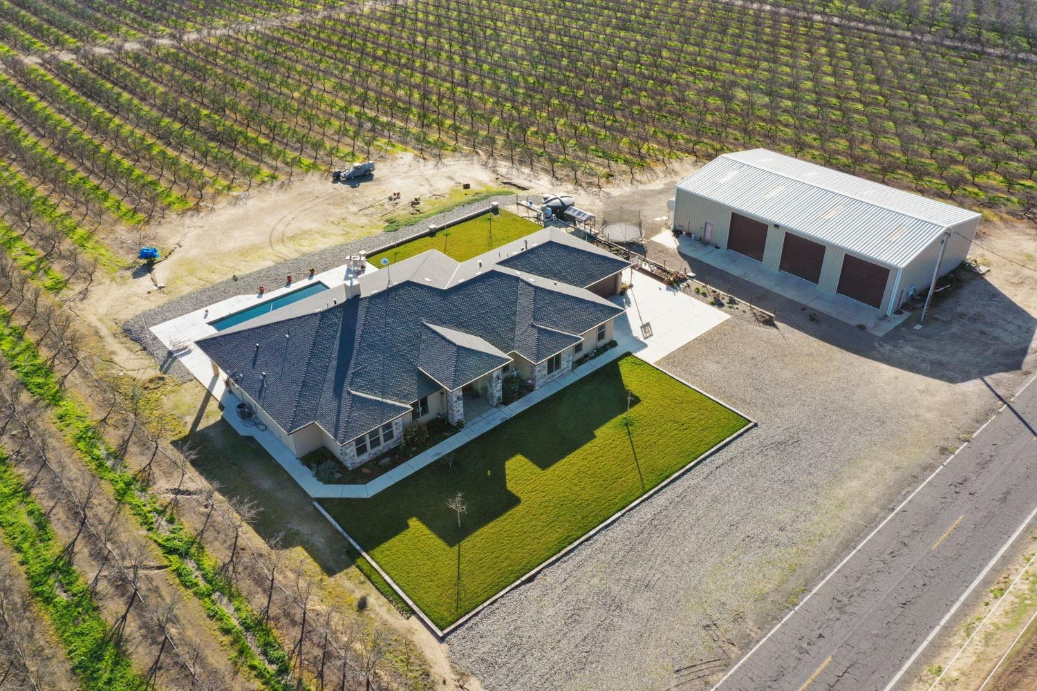 10393 Bradbury Rd, Ballico, CA 95303