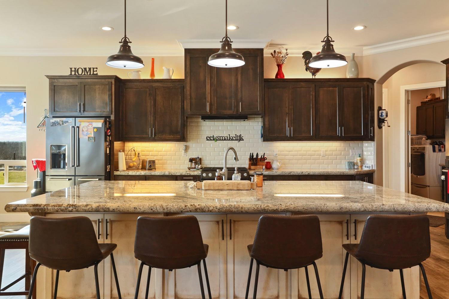 10393 Bradbury Rd, Ballico, CA 95303