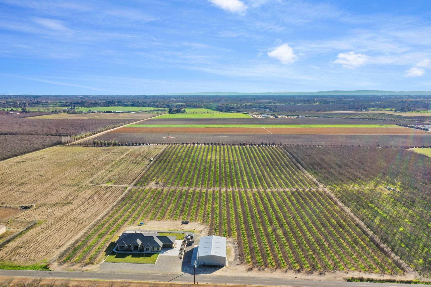 10393 Bradbury Rd, Ballico, CA 95303