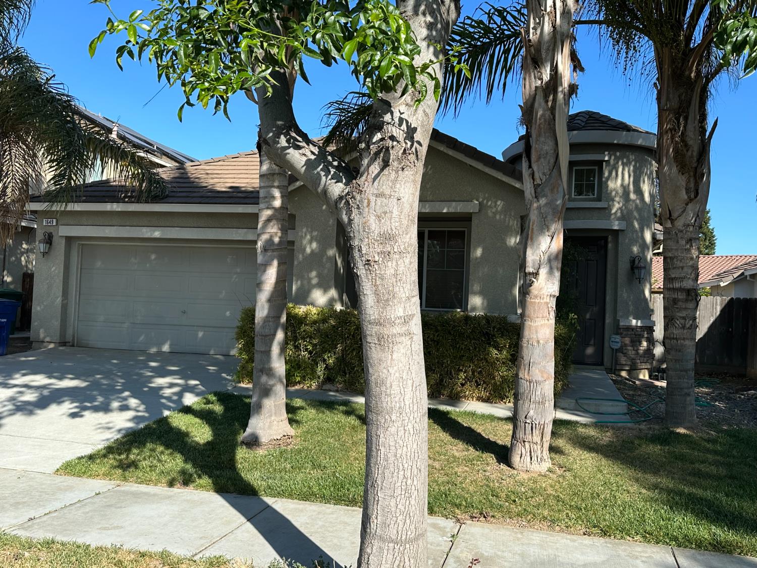 1649 Maidencane Way, Los Banos, CA 93635