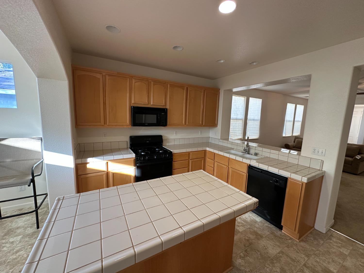 1649 Maidencane Way, Los Banos, CA 93635