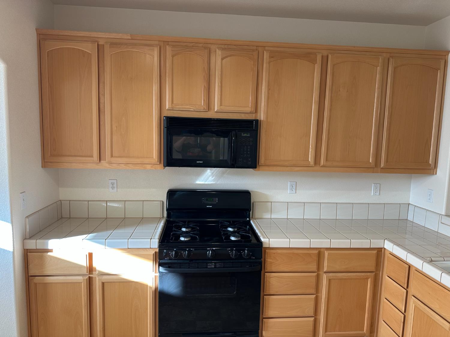 1649 Maidencane Way, Los Banos, CA 93635