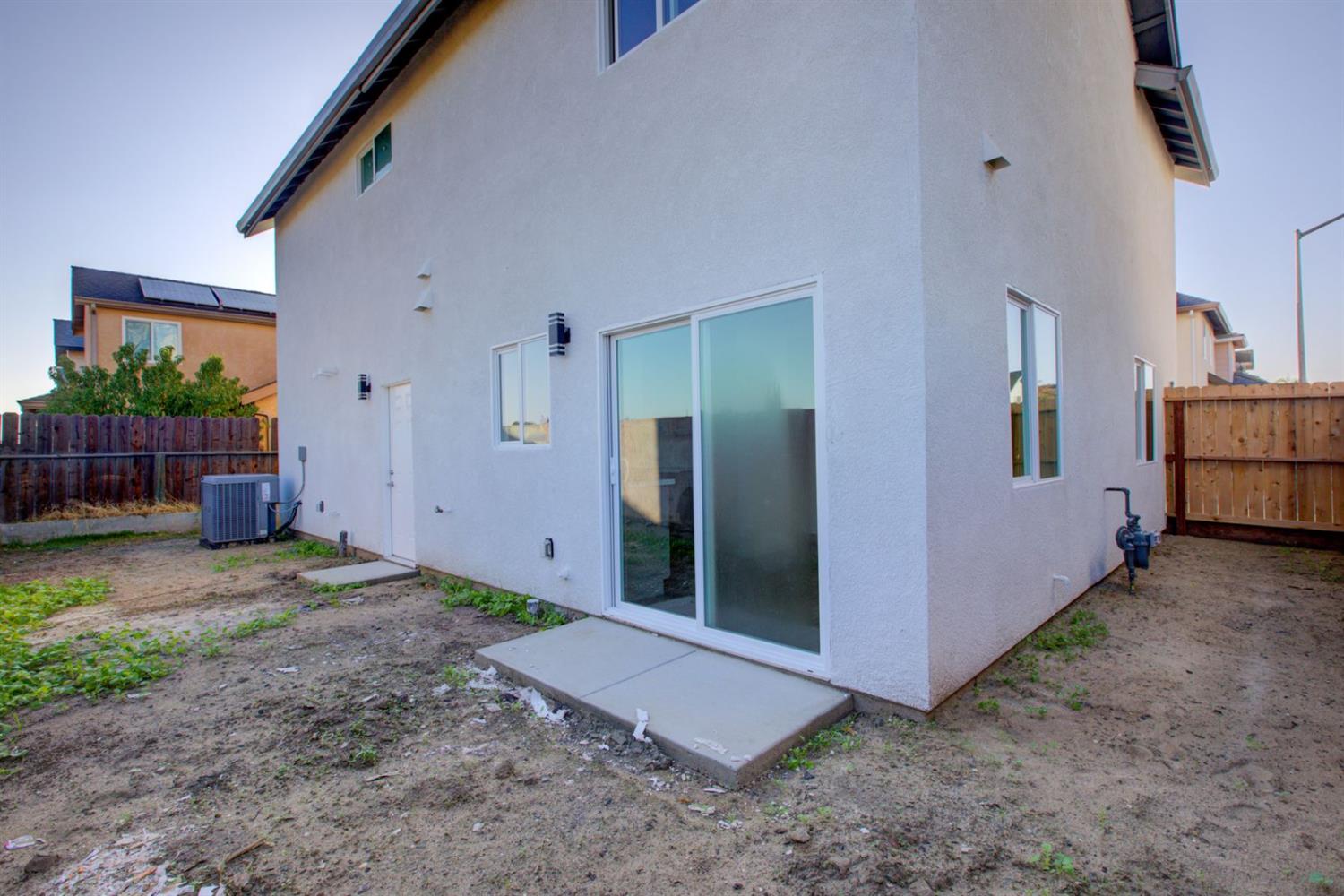 501 Jason Dr, Turlock, CA 95380