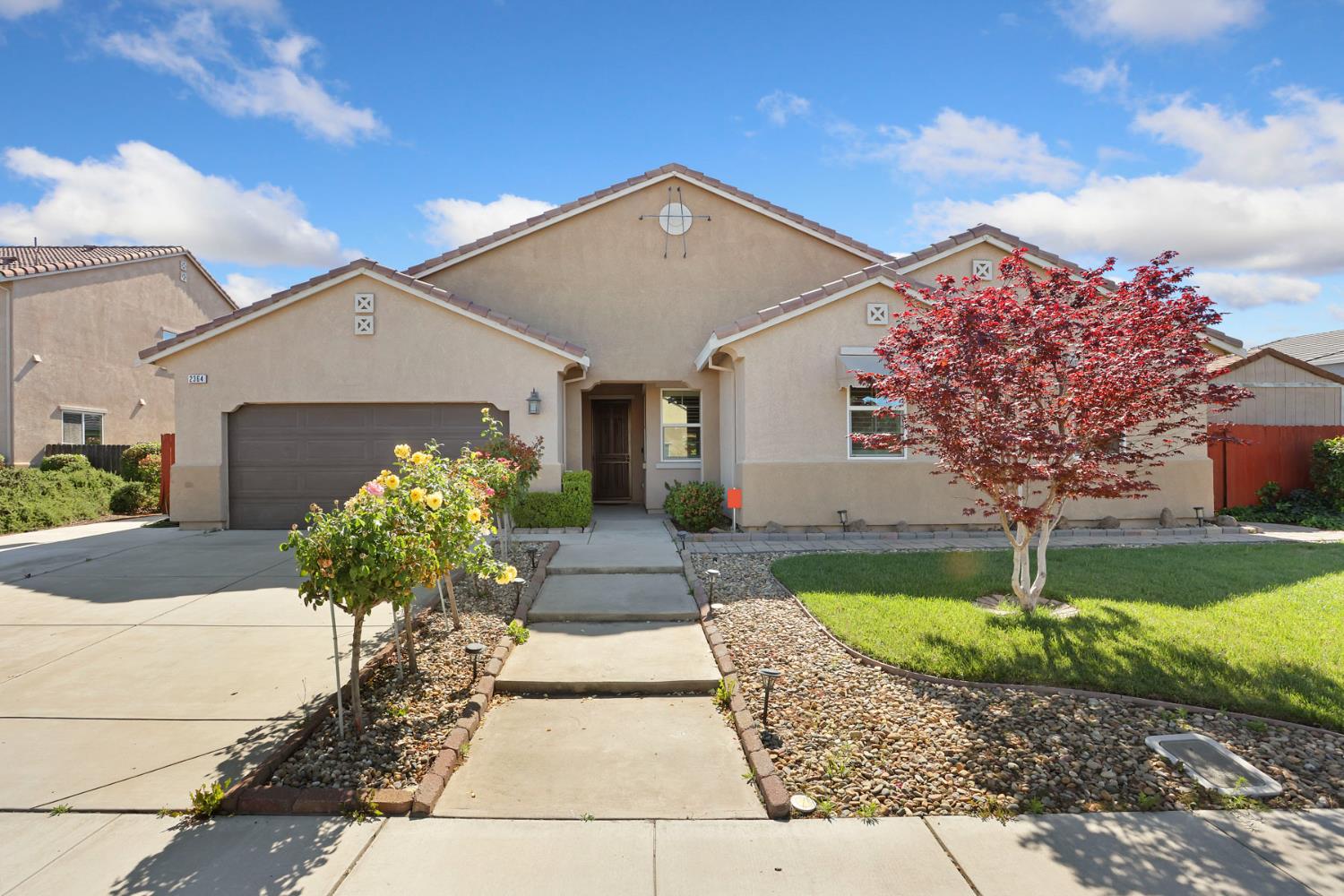 2364 Inyo Pl, Manteca, CA 95337