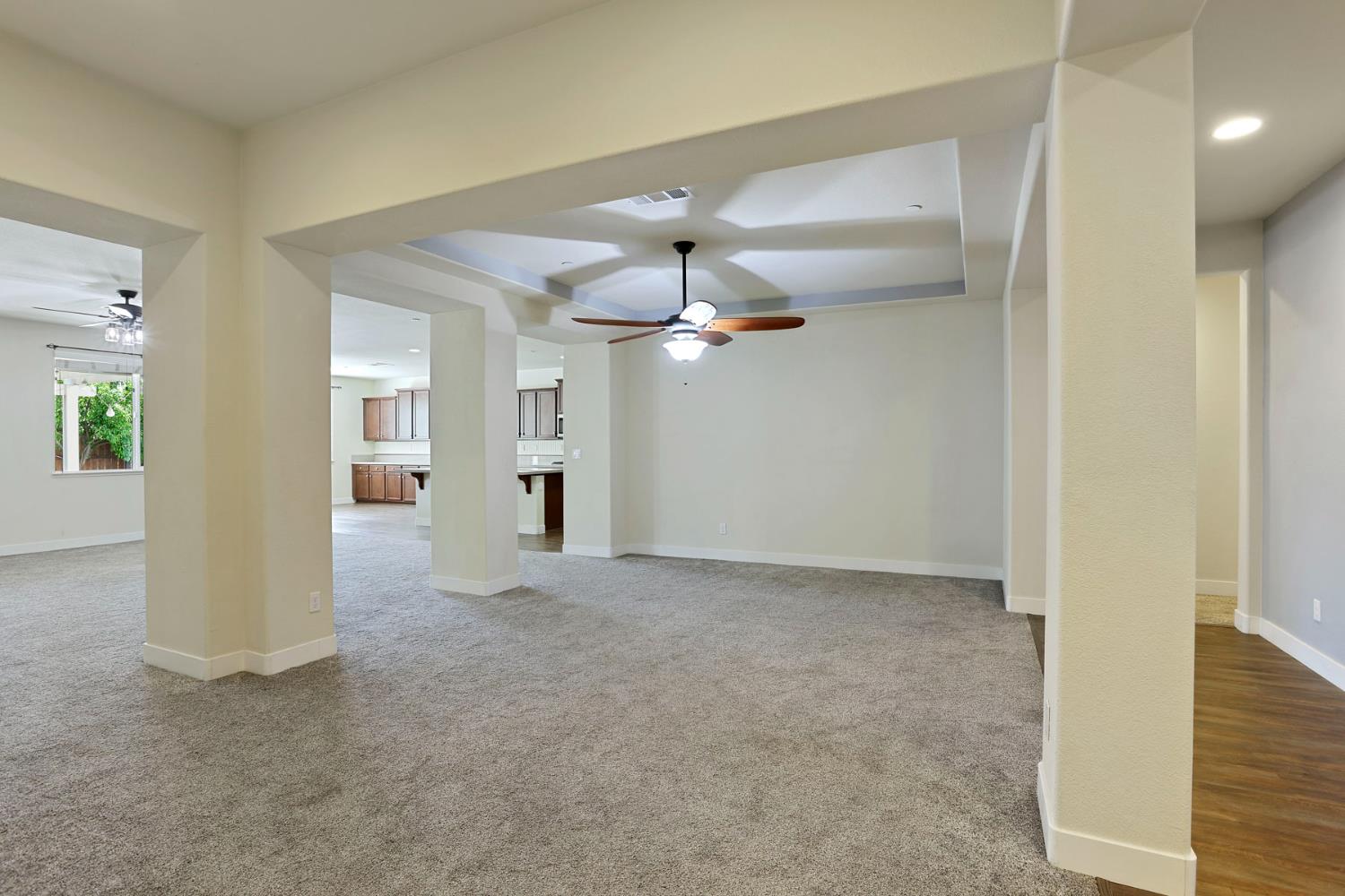 2364 Inyo Pl, Manteca, CA 95337