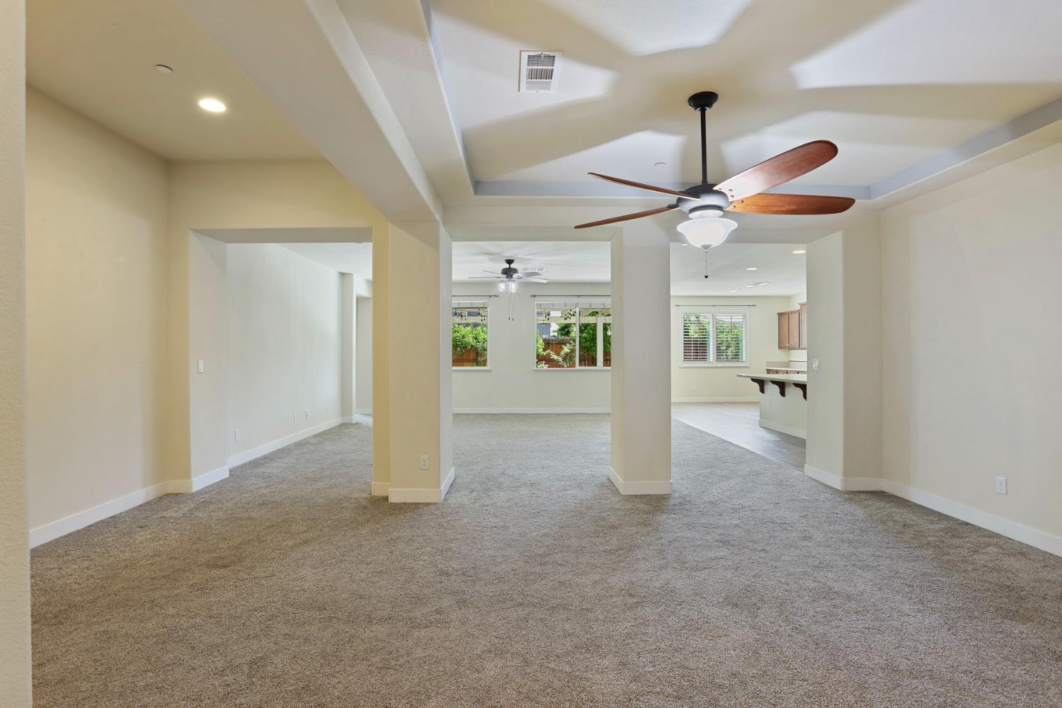 2364 Inyo Pl, Manteca, CA 95337