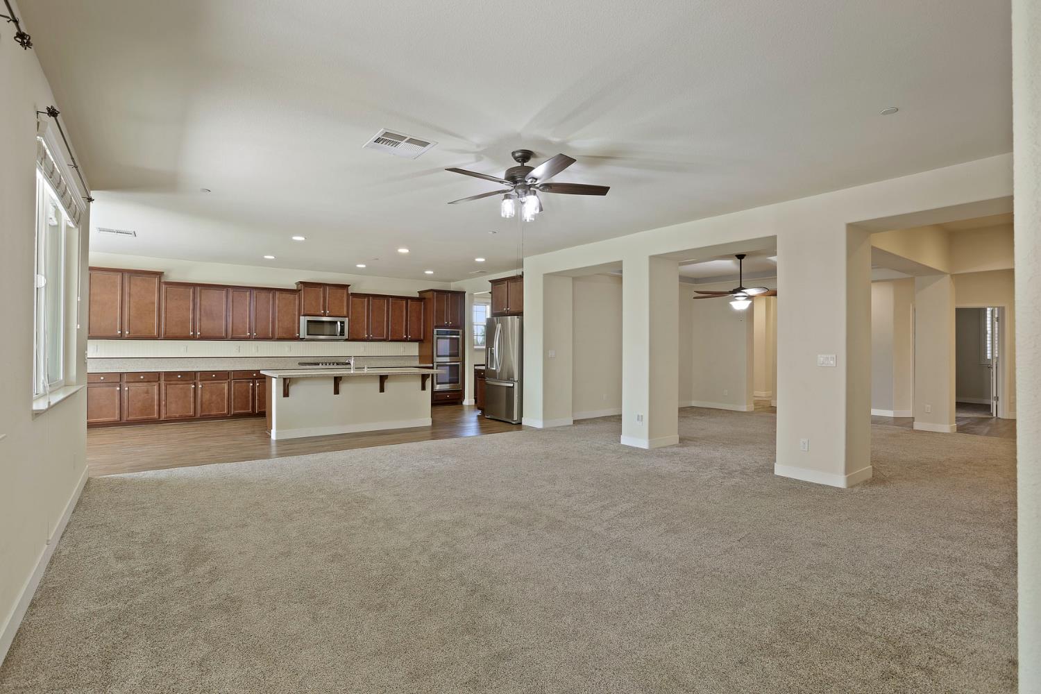 2364 Inyo Pl, Manteca, CA 95337