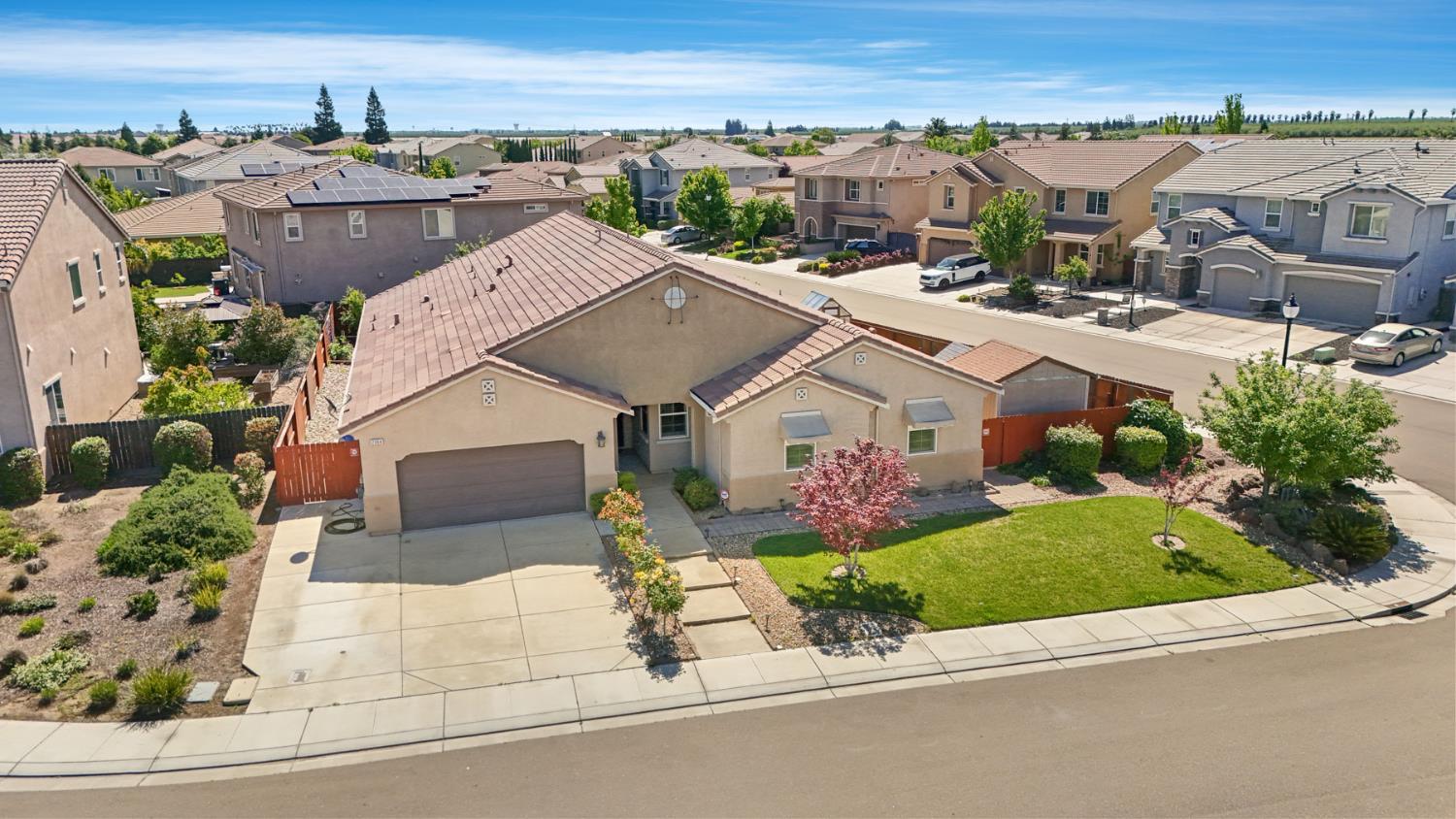 2364 Inyo Pl, Manteca, CA 95337