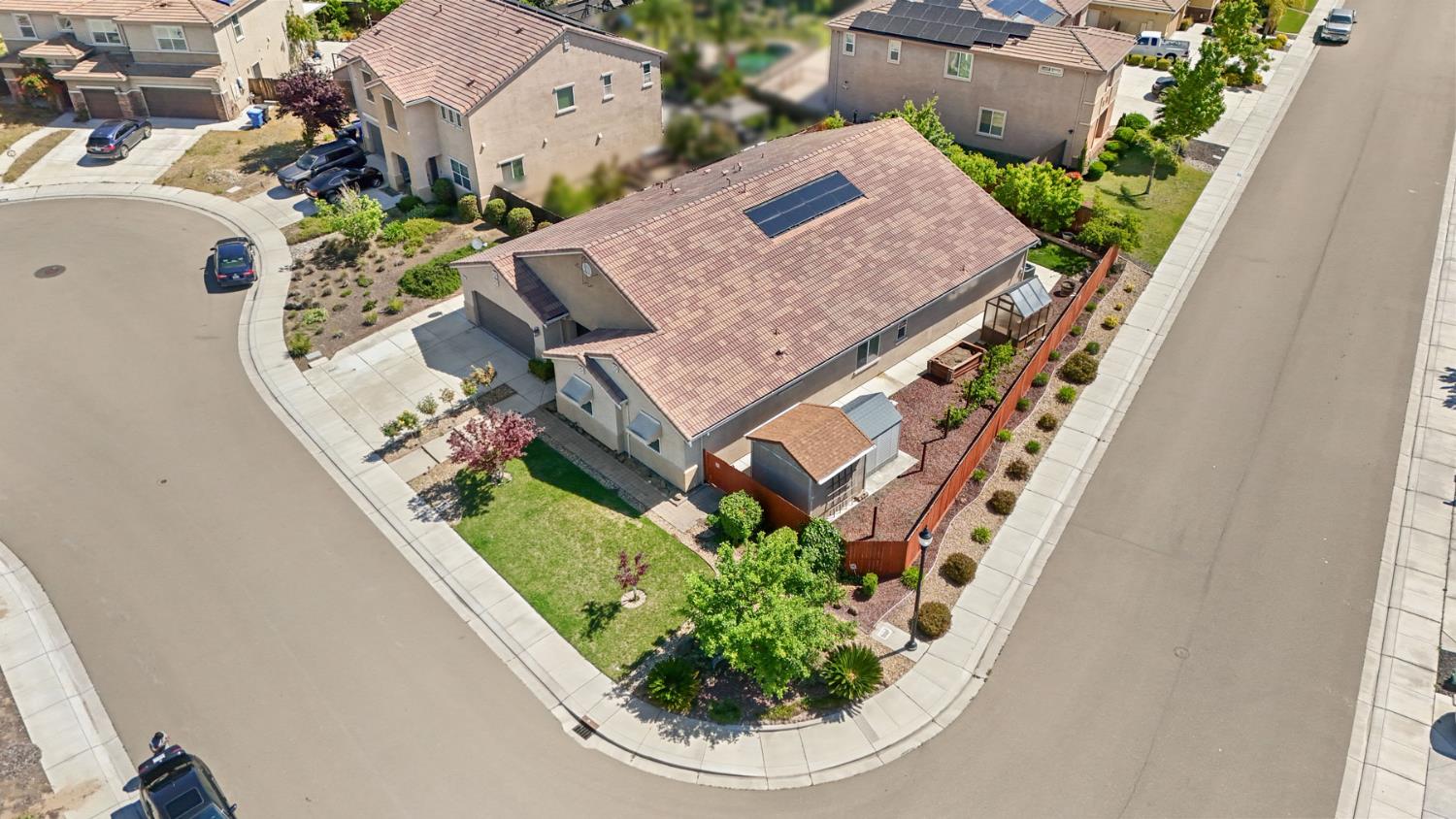 2364 Inyo Pl, Manteca, CA 95337