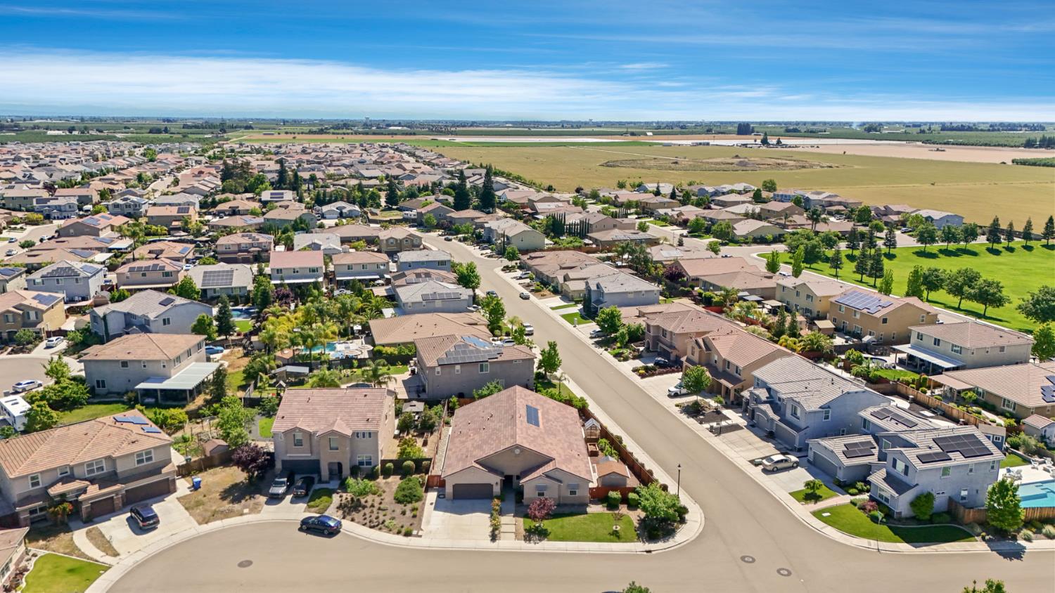 2364 Inyo Pl, Manteca, CA 95337