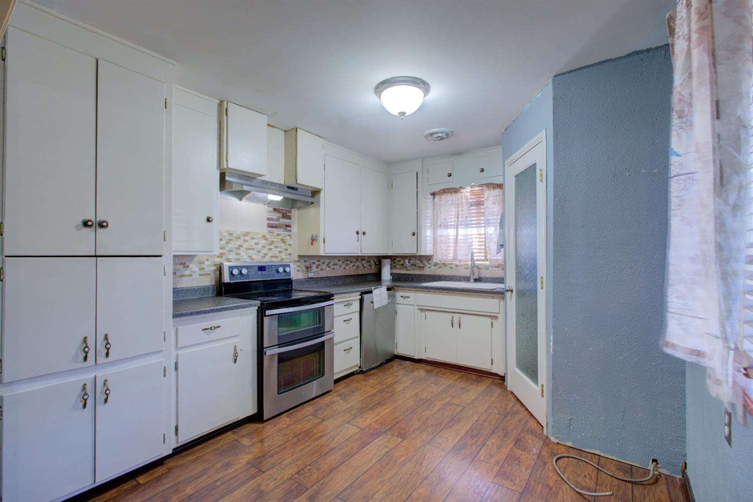 1197 S Minaret Ave, Turlock, CA 95380