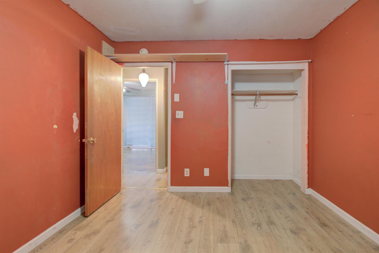 1197 S Minaret Ave, Turlock, CA 95380