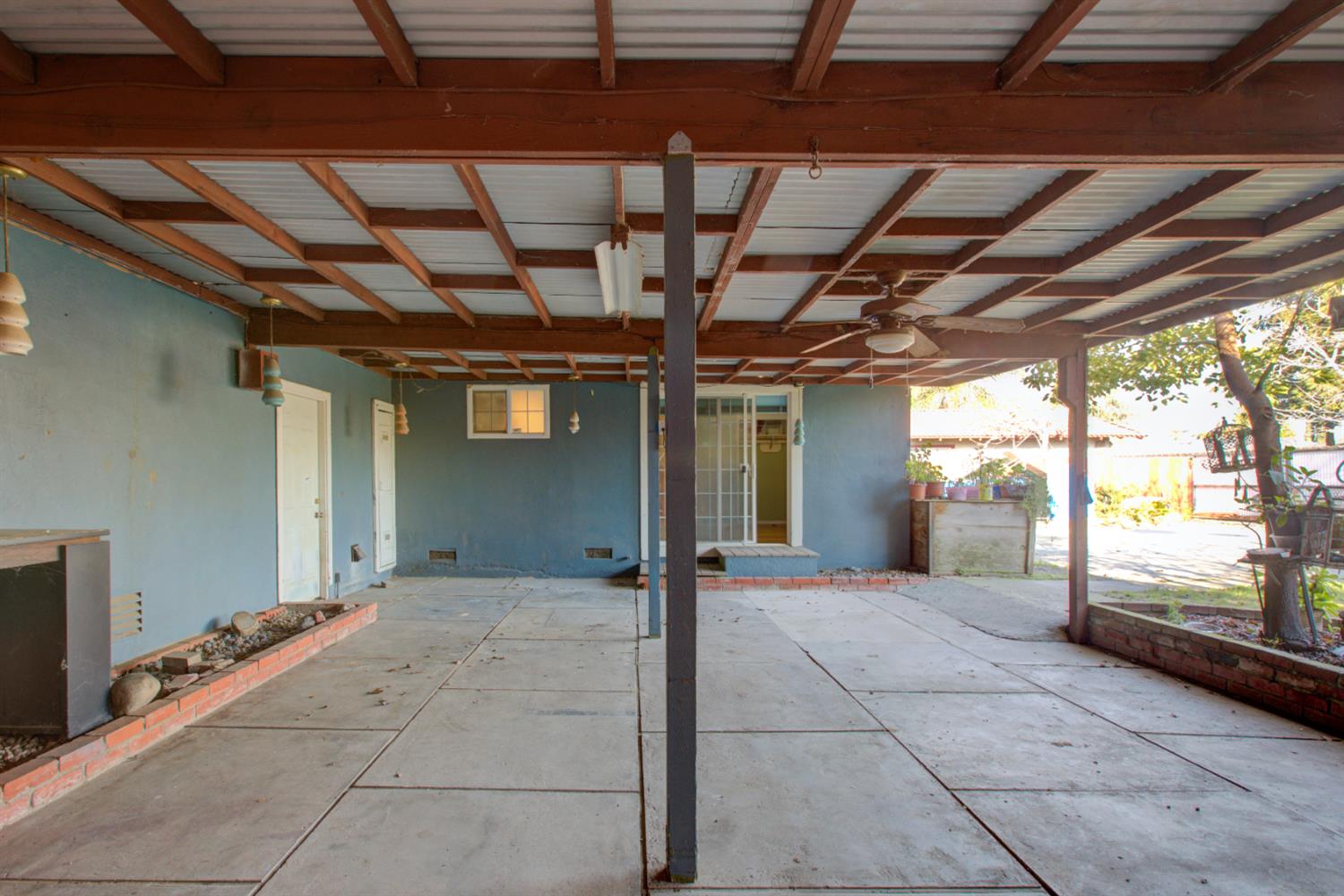 1197 S Minaret Ave, Turlock, CA 95380