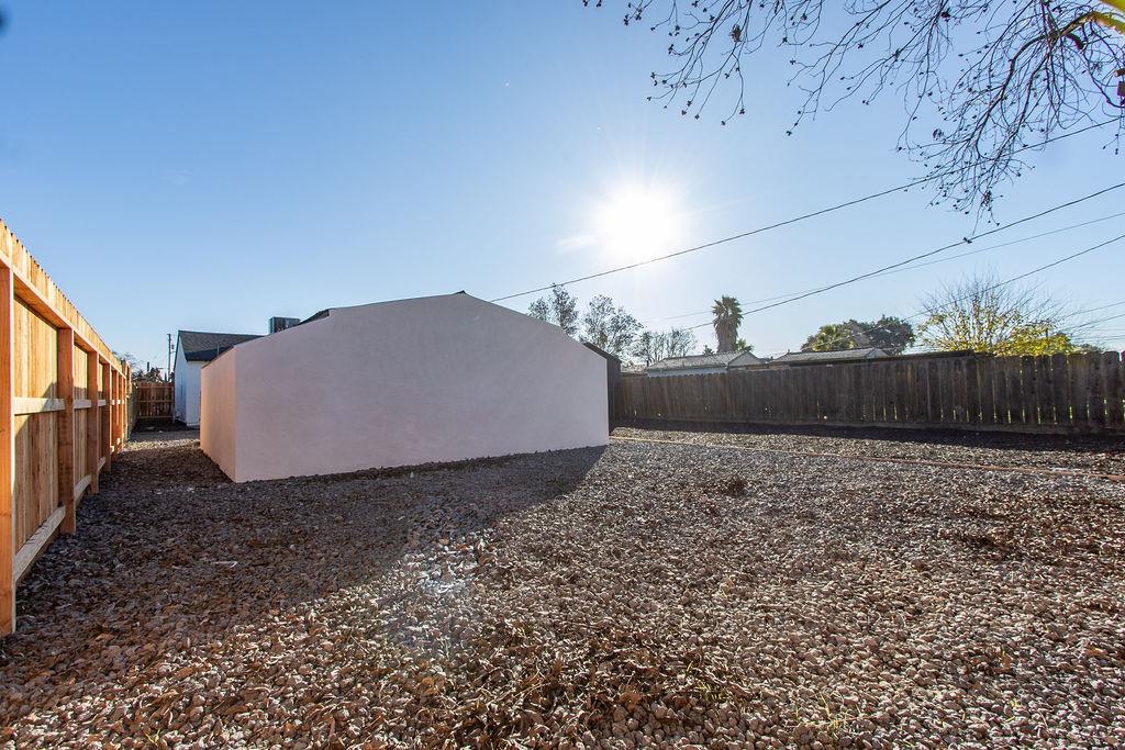 1665 Lois Way, Ceres, CA 95307