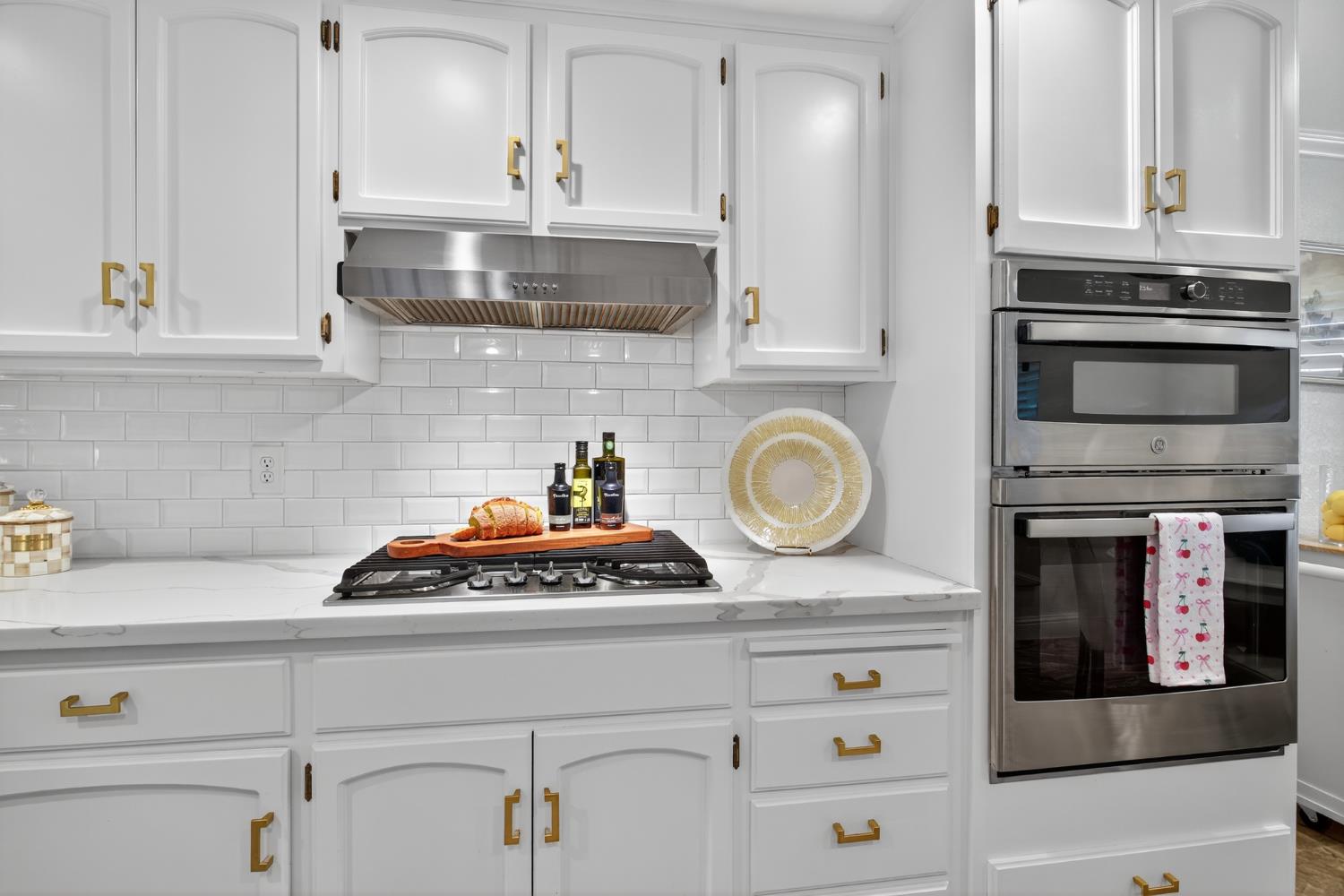 788 E Milgeo Ave, Ripon, CA 95366