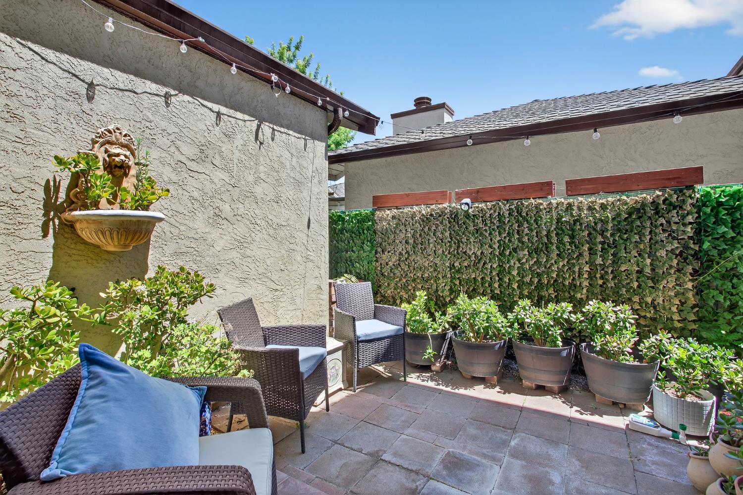 788 E Milgeo Ave, Ripon, CA 95366